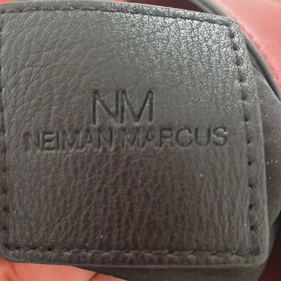 Red handbag - Picture 4 of 4